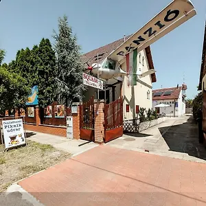 Pilota Panzio Hongarije